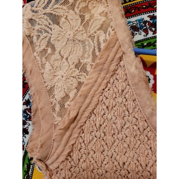 Free People Boho Peach Small Sleeveless Lace Blouse Button Back Urban Outfitters - Picture 4 of 14